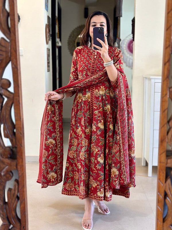 Red Pure Cotton Front Slit Three Piece Kurti Set
