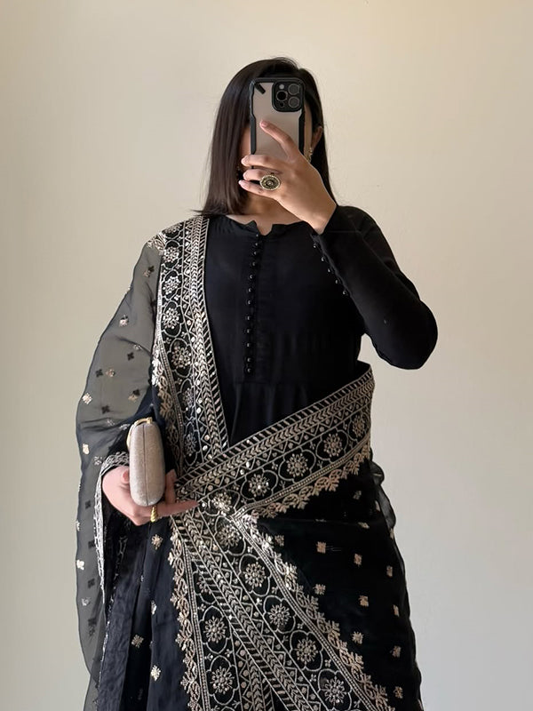 Black Georgette Kurta With Pant & Dupatta Set