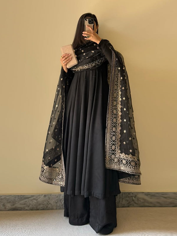 Black Georgette Kurta With Pant & Dupatta Set