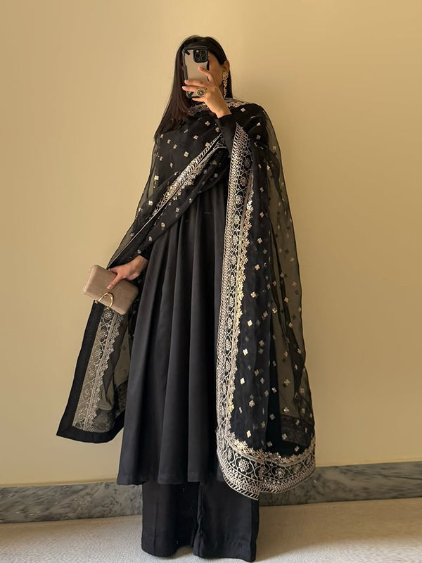 Black Georgette Kurta With Pant & Dupatta Set