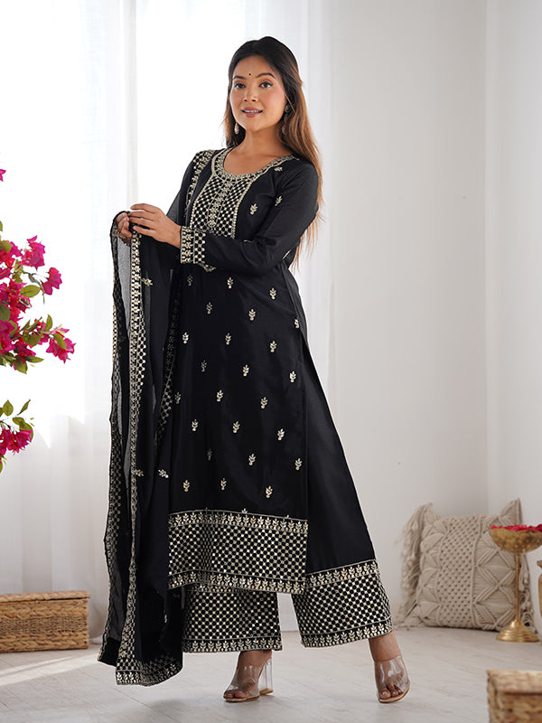 Black Chinon Silk Straight Kurti With Pant & Dupatta Set